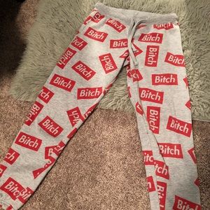 MARRIED TO THE MOB BITCH JOGGER SWEATS 🙃